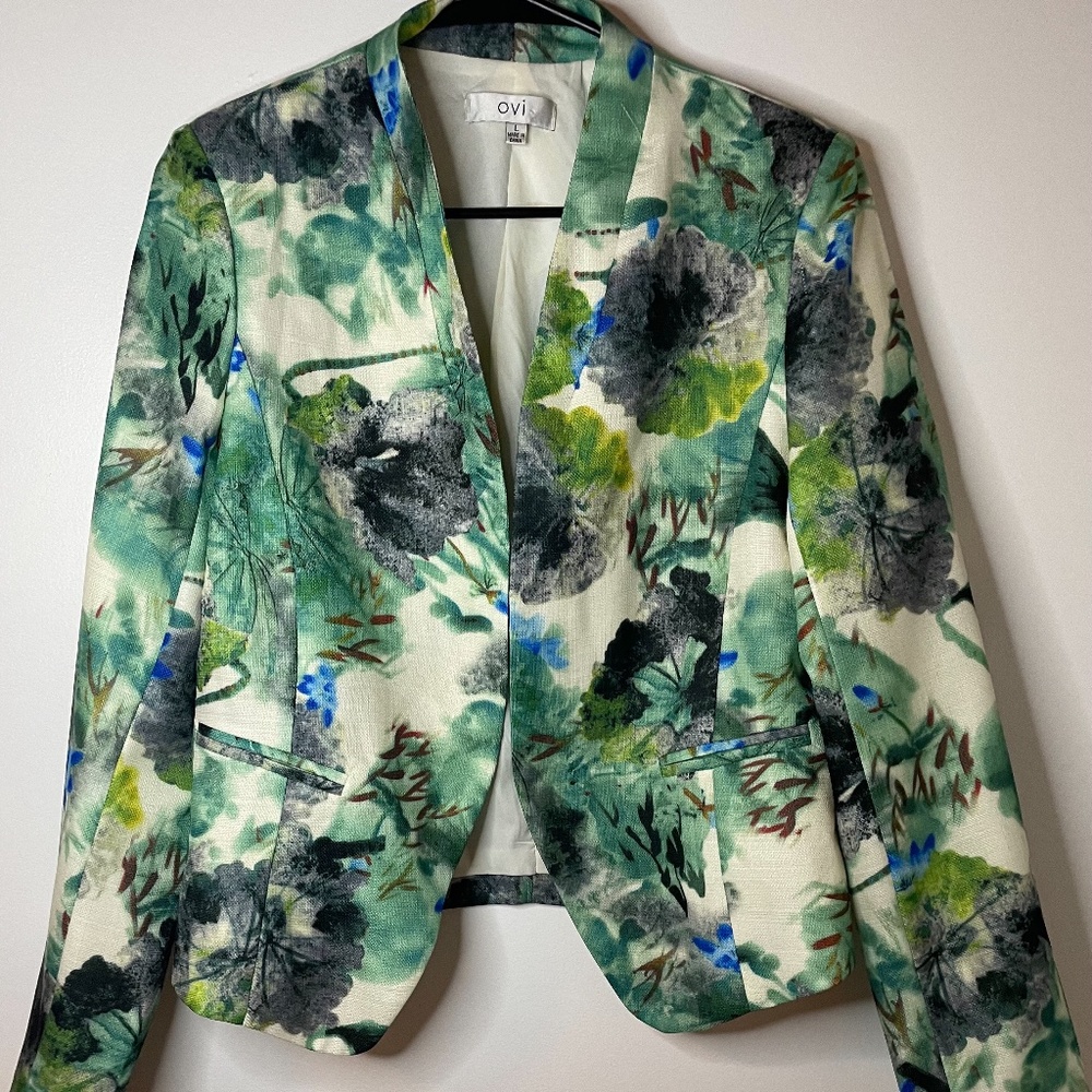 Beautiful green blue cream brown collarless blazer